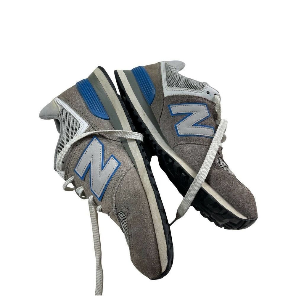 New balance 574 Sneakers Womens 9.5   Wide Gray Blue